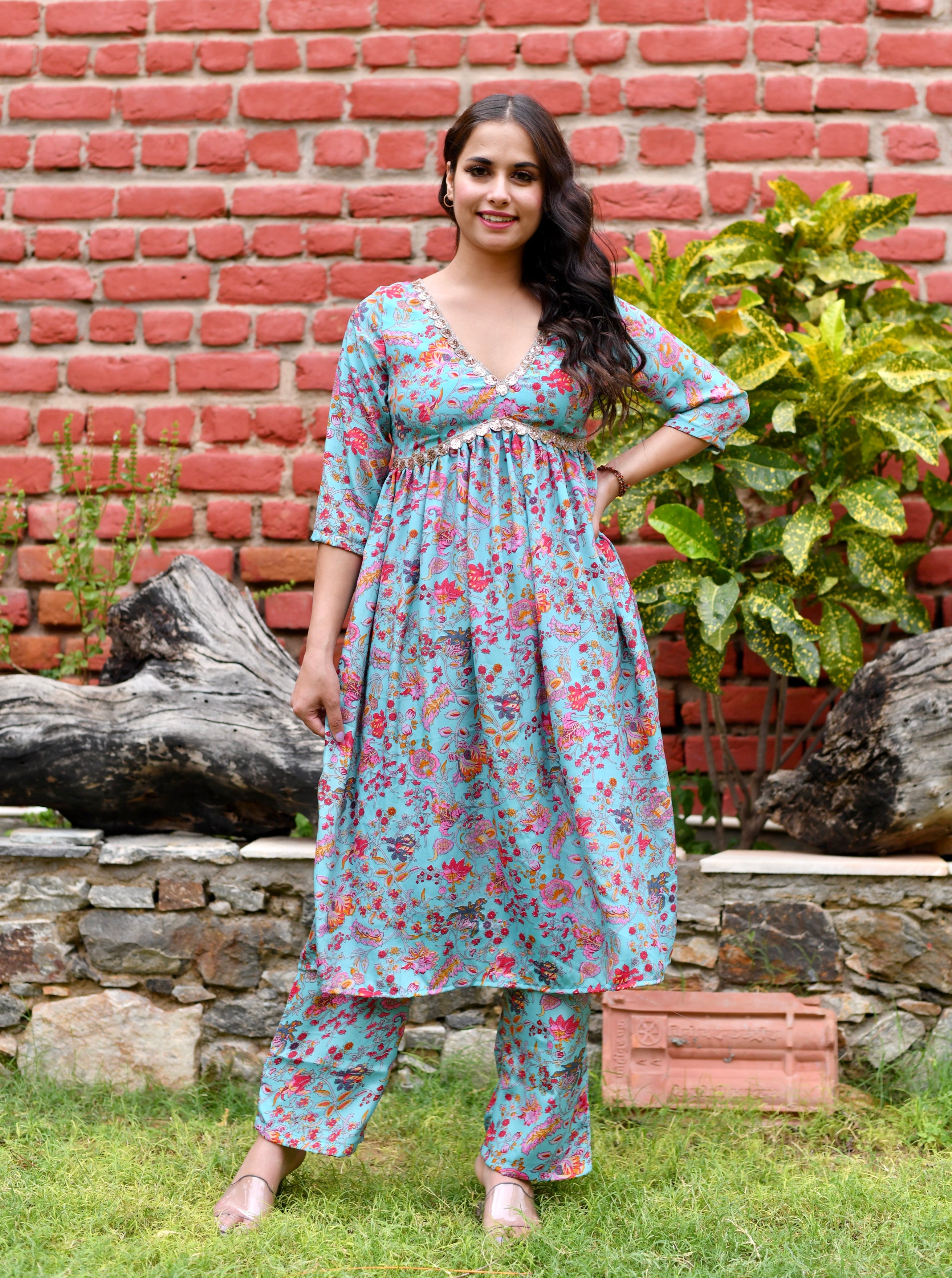 Blue Floral Printed Aliacut Kurta With Pant main image 0