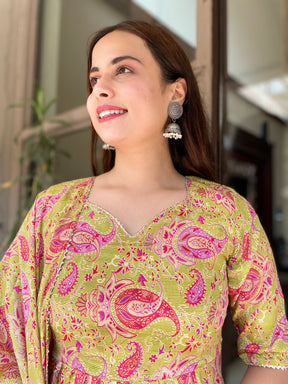 Green Paisley Kurta Suit Set