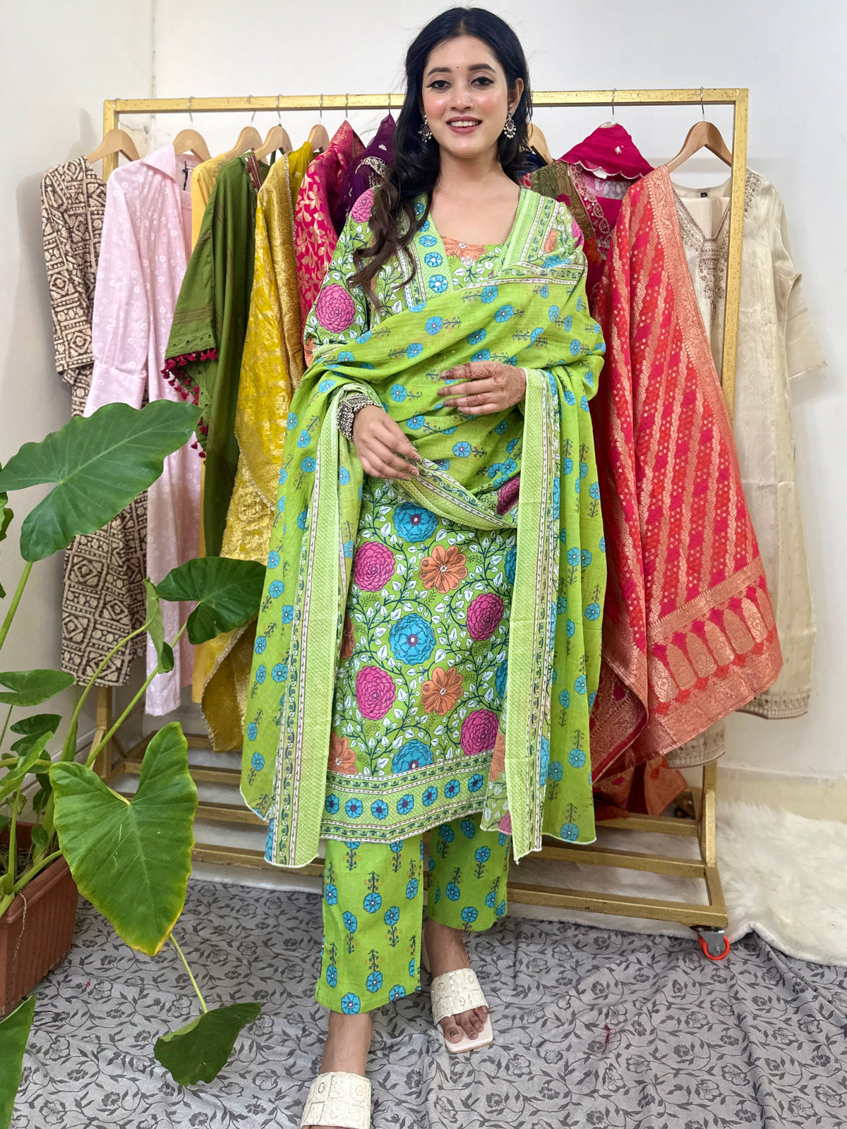 Green Floral Printed Cotton Straight Fit Kurta Set