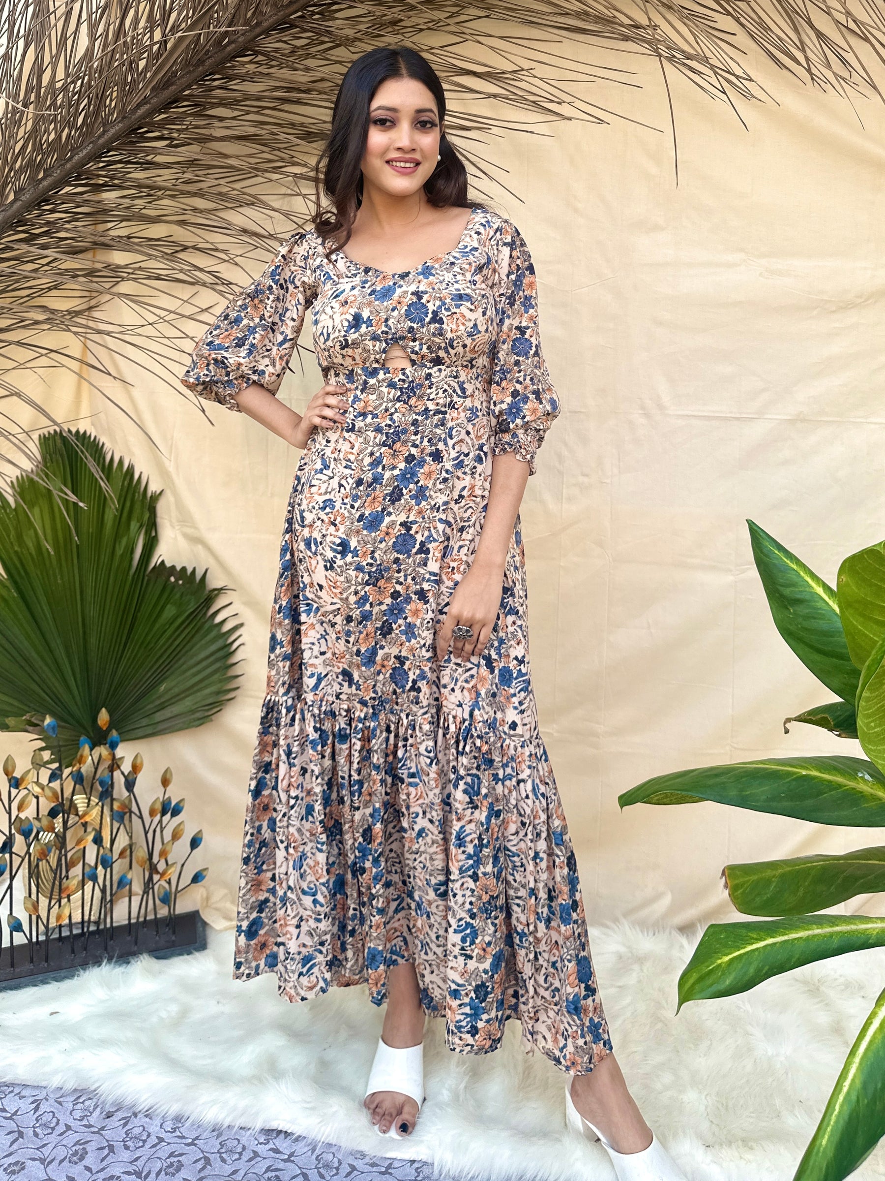 Beige Floral Printed Backless Midi Dress Beige Floral Printed Backless Midi Dress